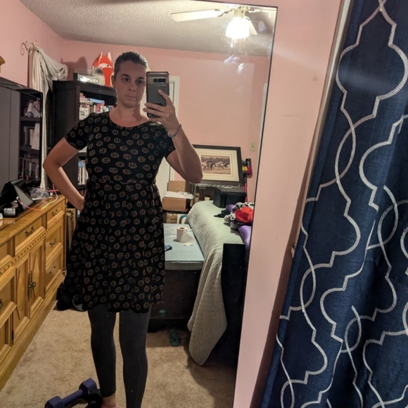LuLaRoe Amelia XXS black with yellow flowers - Picture 8 of 10